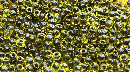 20 Perles de rocaille en verre 2mm 1.89€ les 40g Kaki transparent